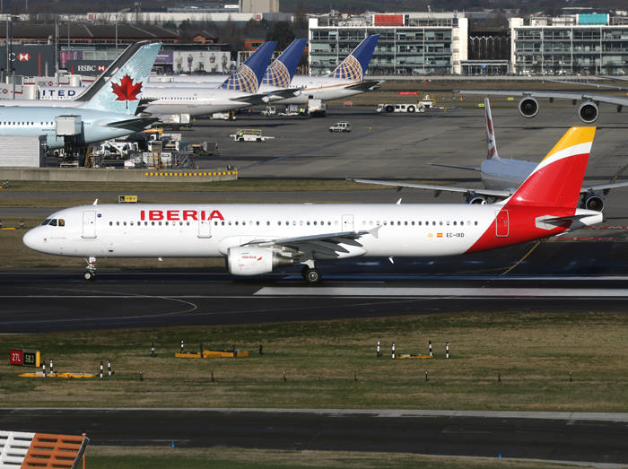 A321 EC-IXD 