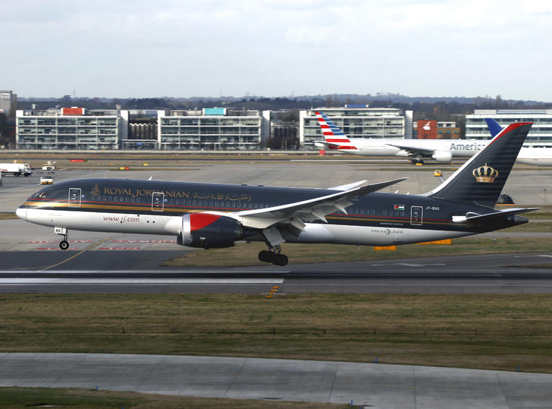 B787-800 JY-BAG