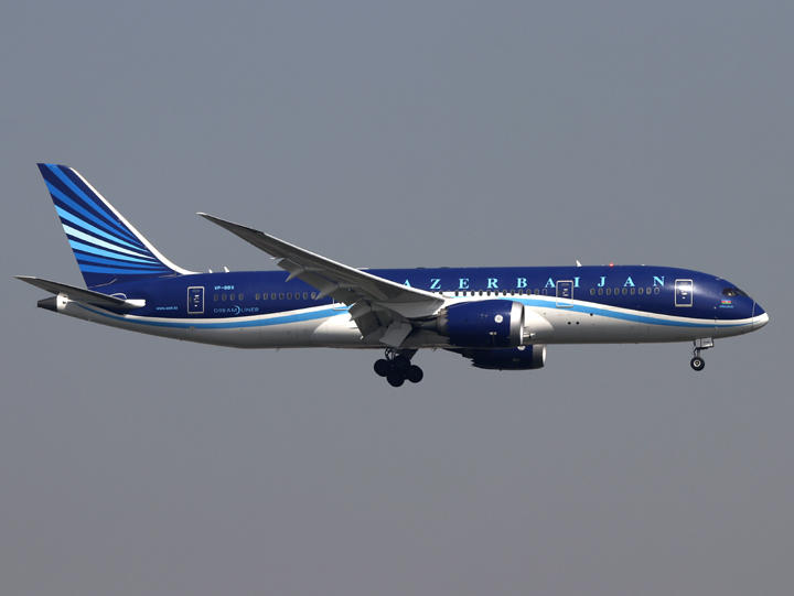 B787-800 VP-BBS 