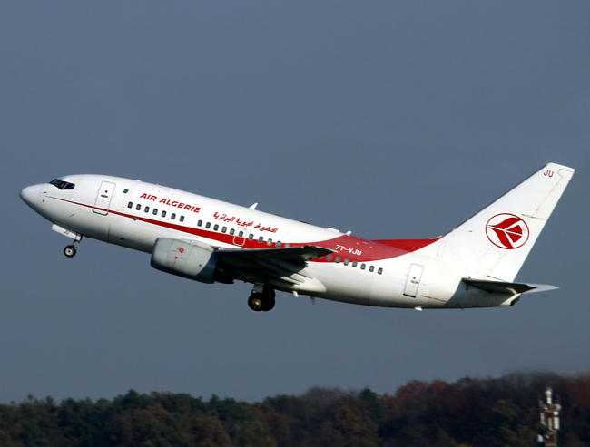 B737-600 7T-VJU