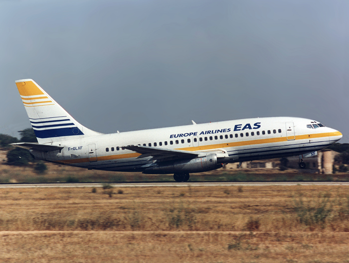 B737-200 F-GLXF