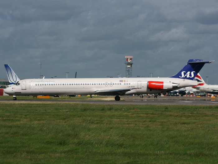 MD80 LN-ROW