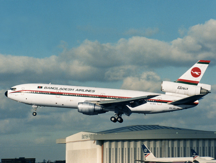 DC10-30 S2-ACQ
