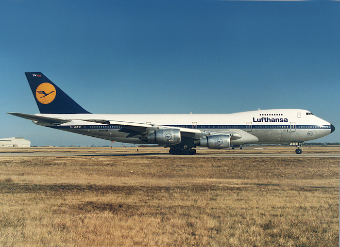 B747-200 D-ABYW