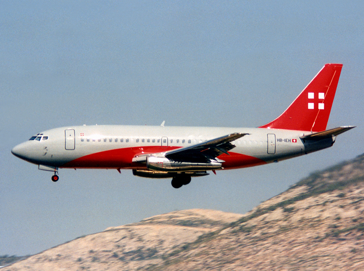 B737-200 HB-IEH 