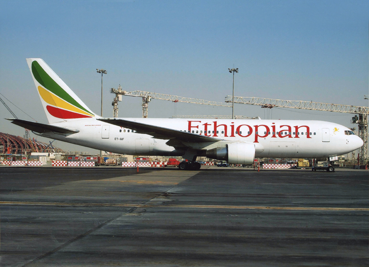 Boeing 767-200 ET-AIF
