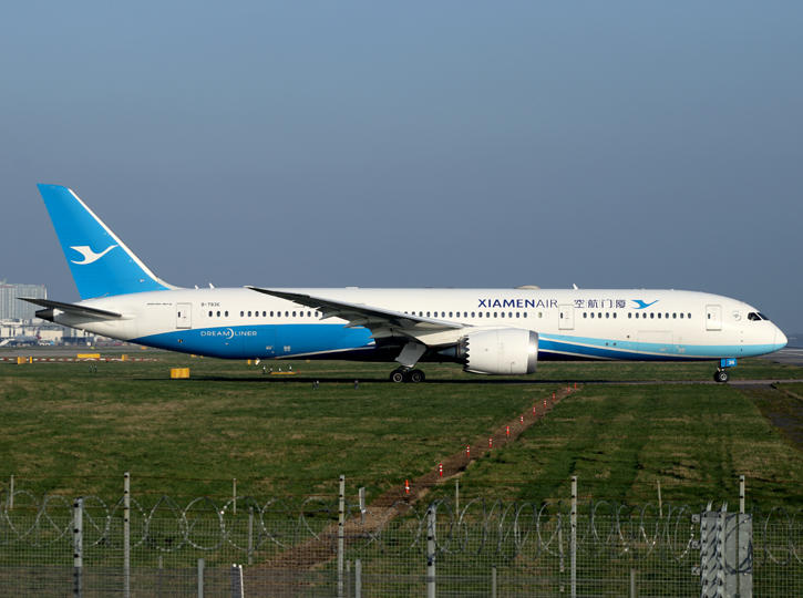 Boeing 787-9 B-7836