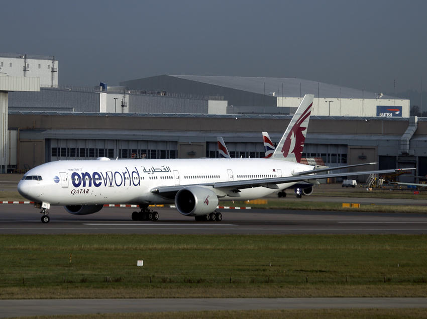 B777-300 A7-BAF