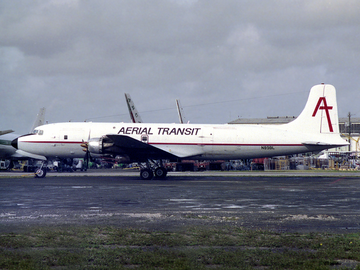 Douglas DC6 N89BL