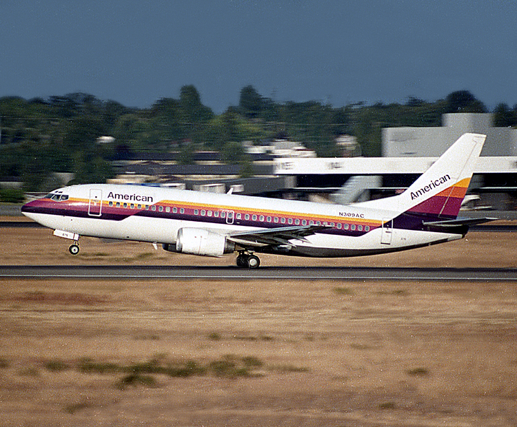 B737-300 N309AC 