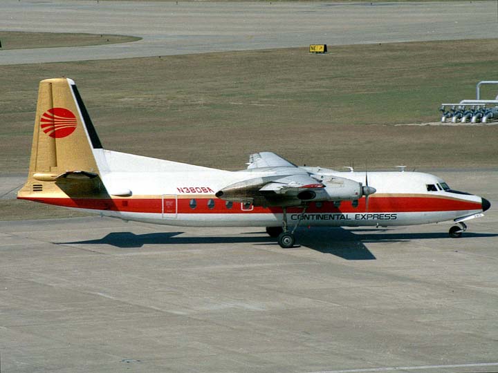 N380BA (IAH) FB.jpg