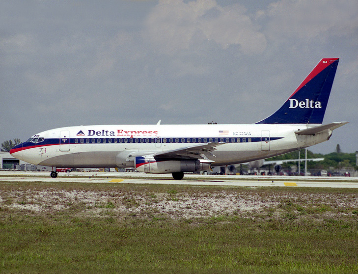 N242WA (FLL) FB.jpg