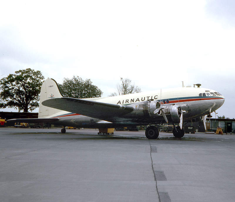 B SA 307B-1 Stratoliner JP F-BELY 68 fb.jpg