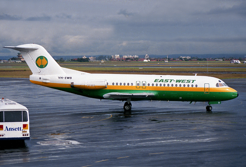 Fokker FK28-4000 VH-EWB 