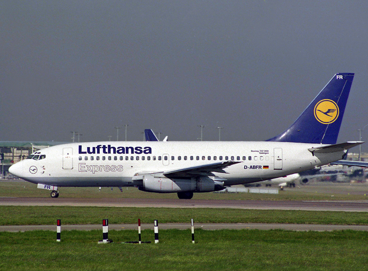 B737-230 D-ABFR  