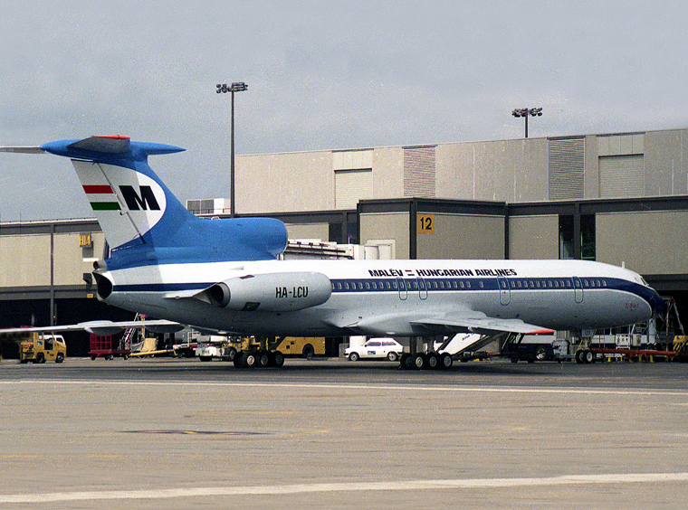 HA-LCU (LGW 87) FB.jpg