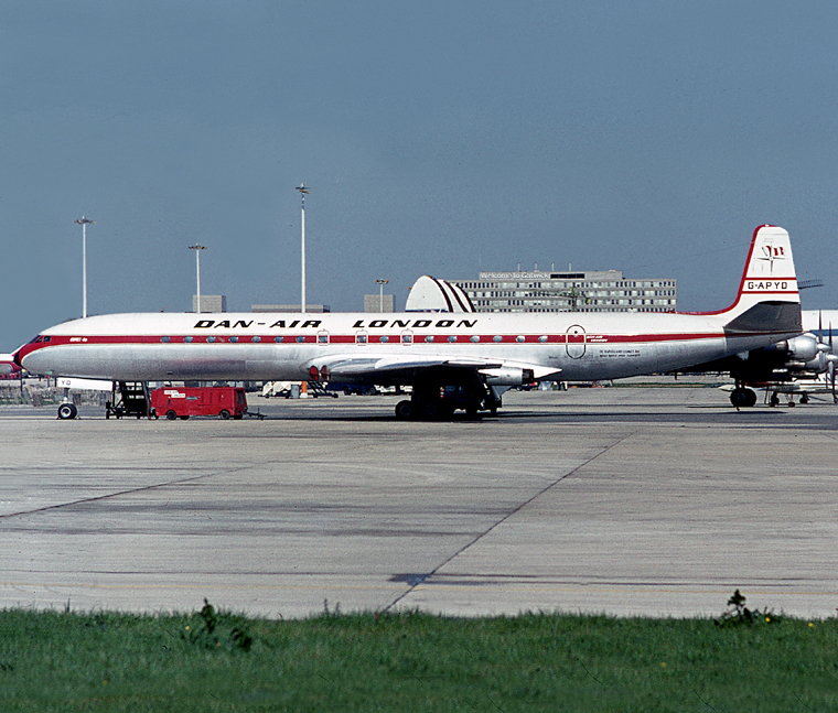DH Comet 4 G-APYD