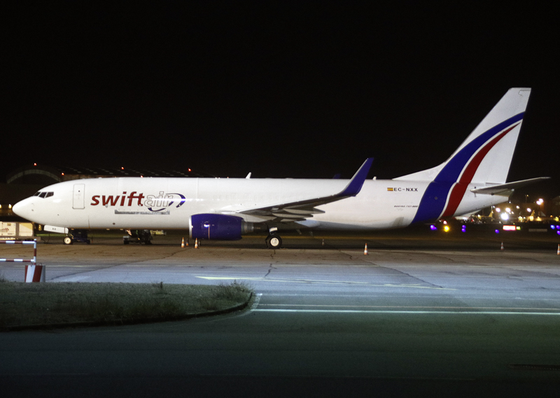 B737-800F EC-NXX