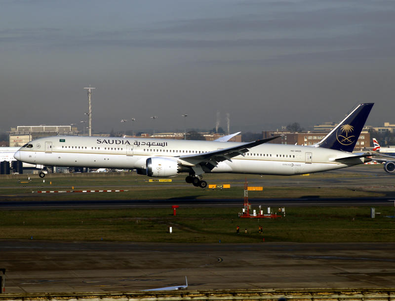 B787-10 HZ-AR25