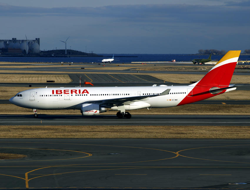 A330-200 EC-MNK 