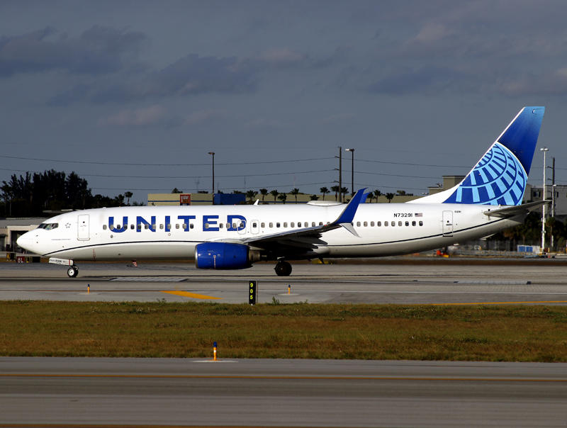 B737 MAX-8 N73291