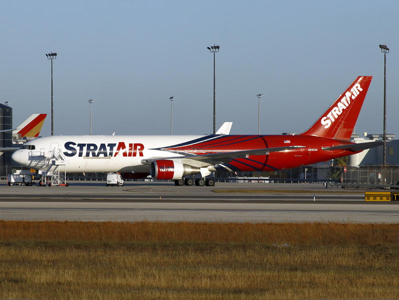 B767-300(F) N351CM