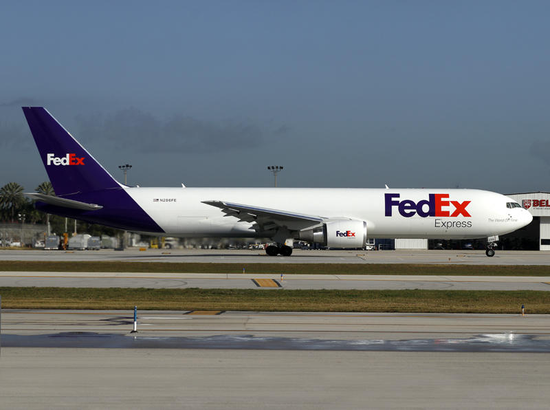 B767-300(F) N286FE