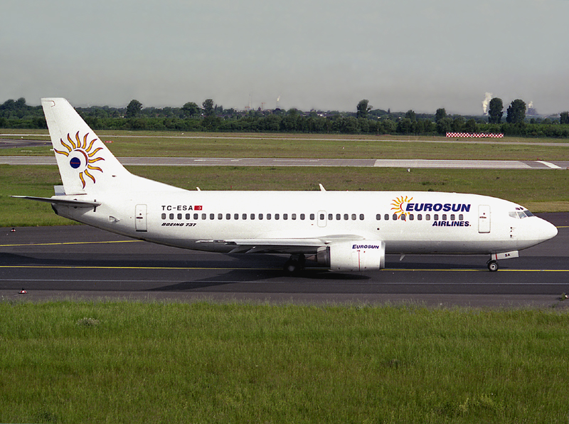 B737-300 TC-ESA