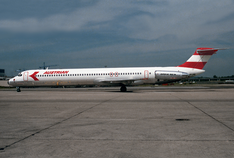 MD80 OE-LMB 