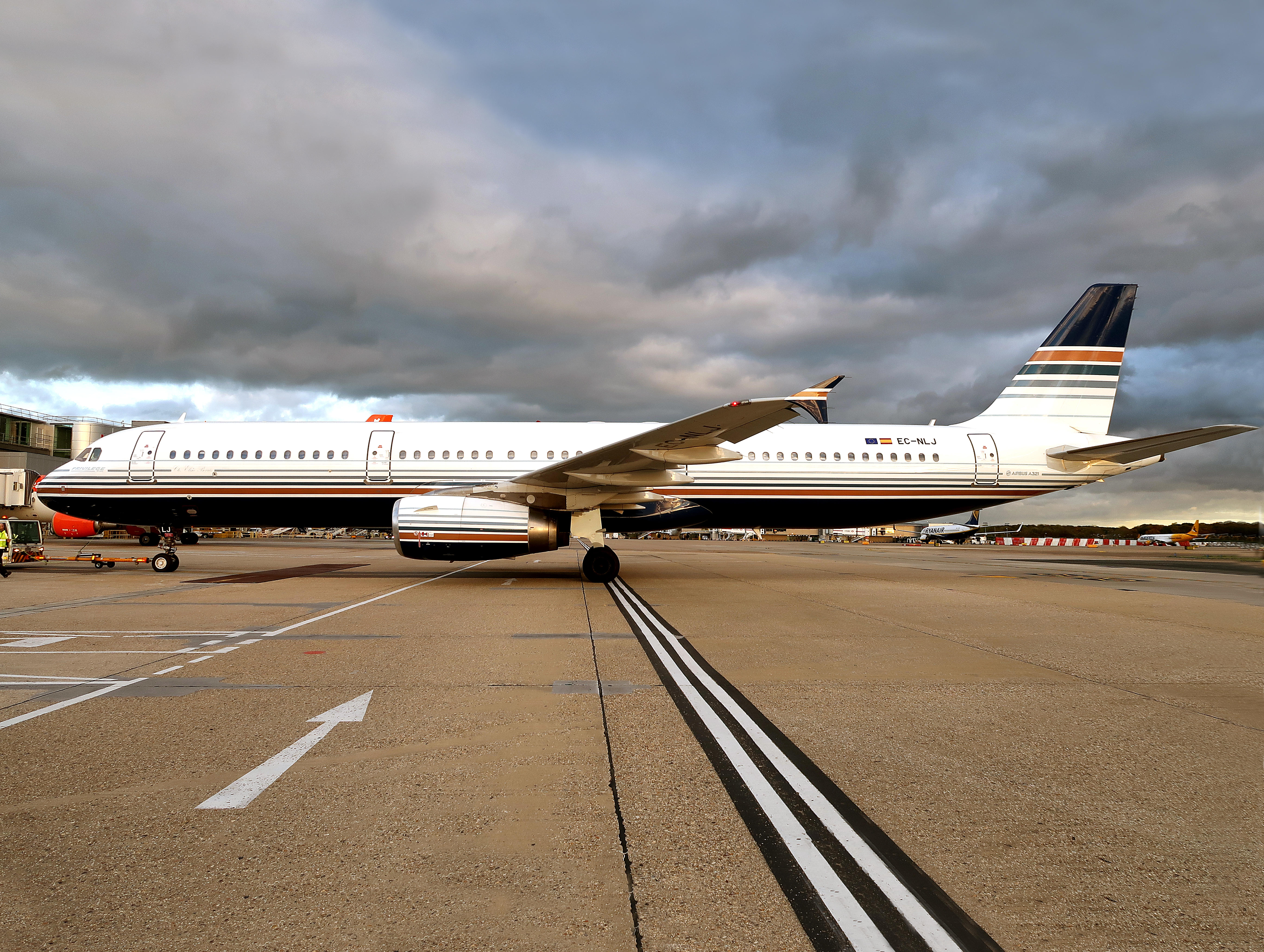 A321 EC-NLJ