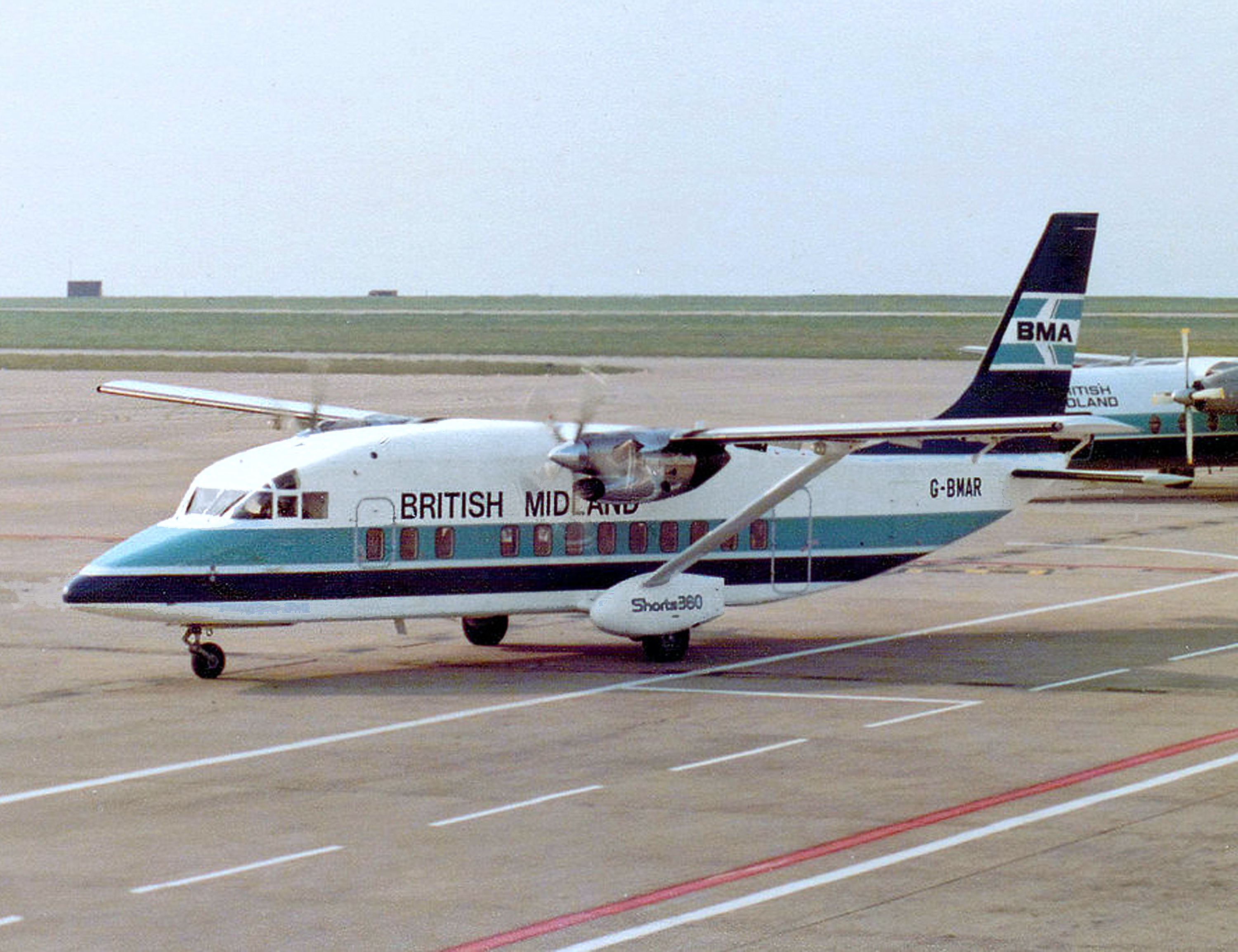 Shorts SD360 G-BMAR 