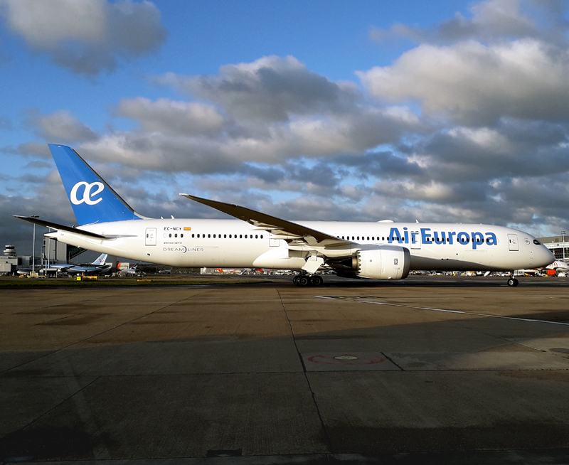B787-9 EC-NCY