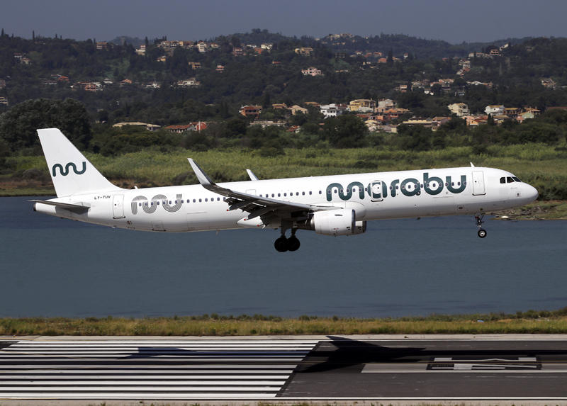 A321-211 LY-TUV 
