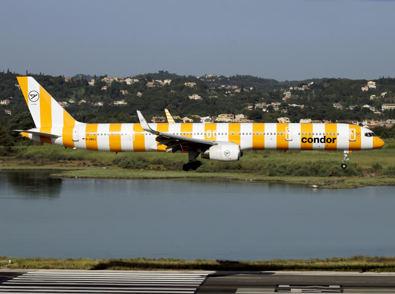 B757-300 D-ABOJ