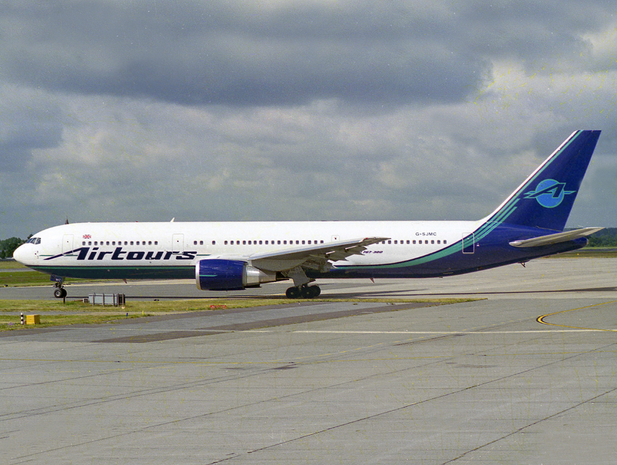B767-300 G-SJMC