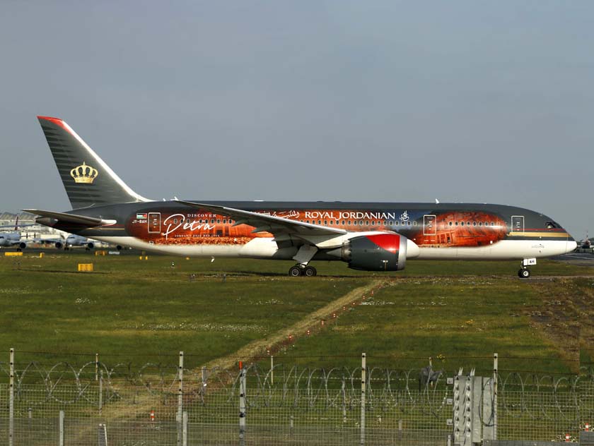 Boeing 787-8 JY-BAH