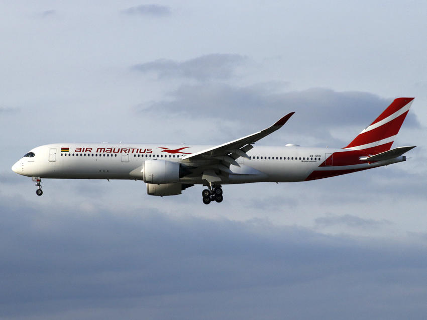 A350-941 3B-NBQ