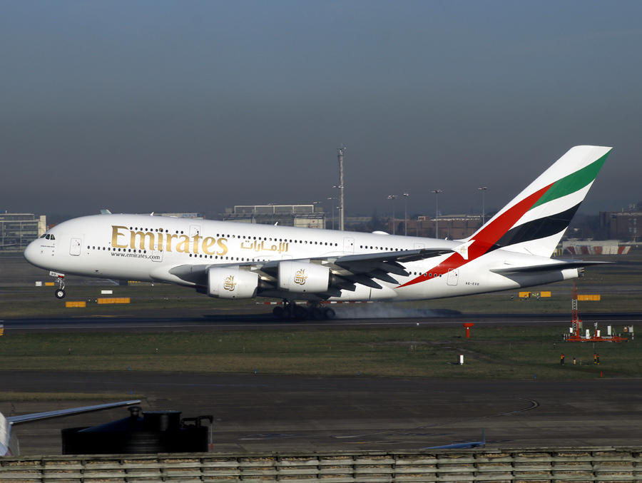 Airbus A380 A6-EVO 