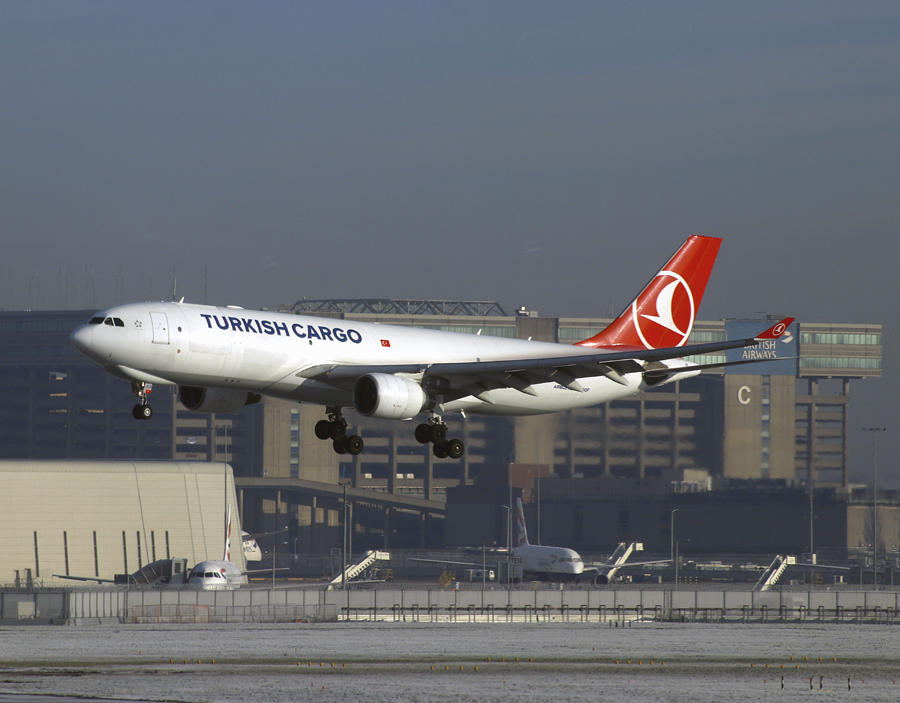 Airbus A330-200(F) 