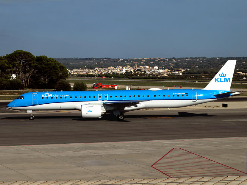 Emb ERJ E-2 PH-NXR 