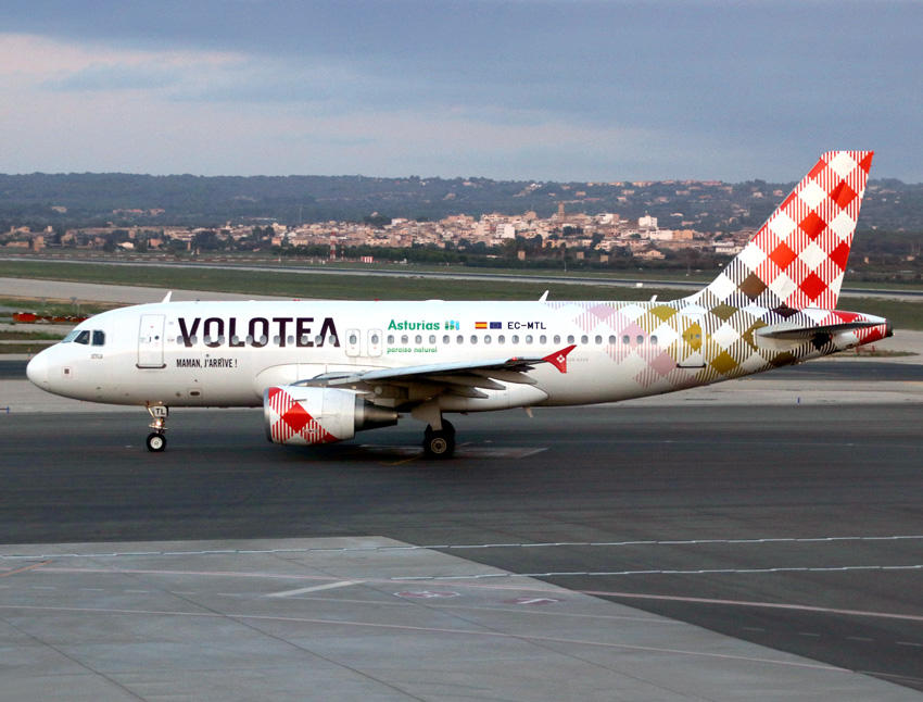 Airbus A319 EC-MTL