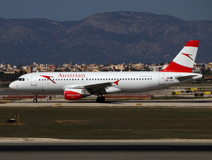 A320-200 OE-LXA 