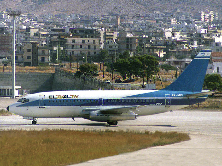 Boeing 737-200 4X-ABO