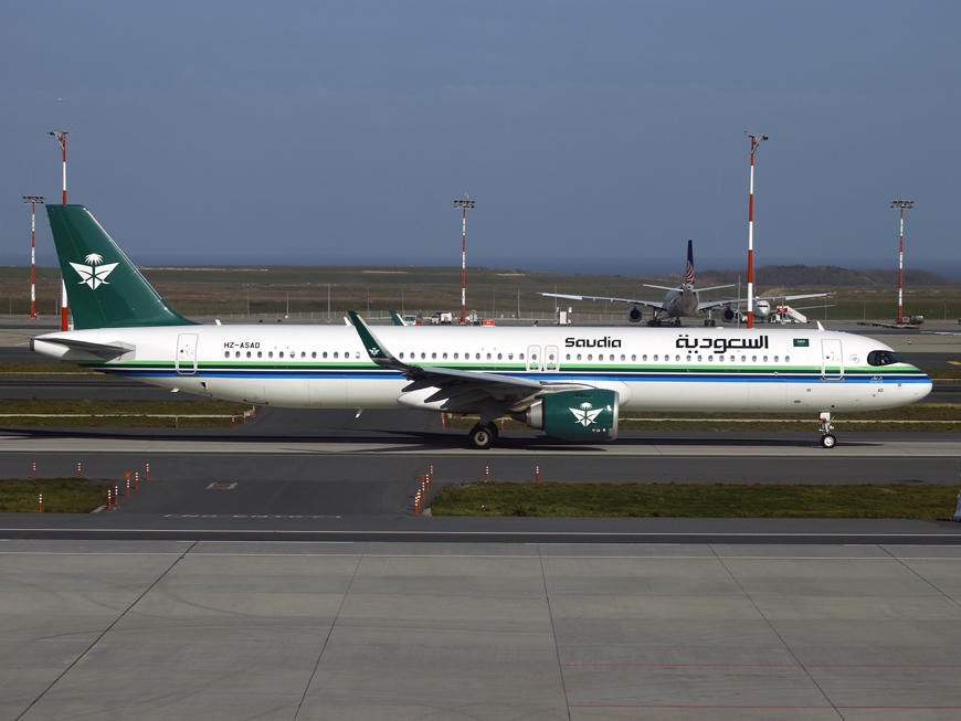 Airbus A321-271NX HZ-ASAD