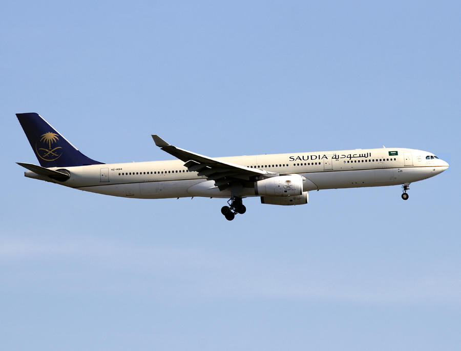 A330-300 HZ-AQ14 