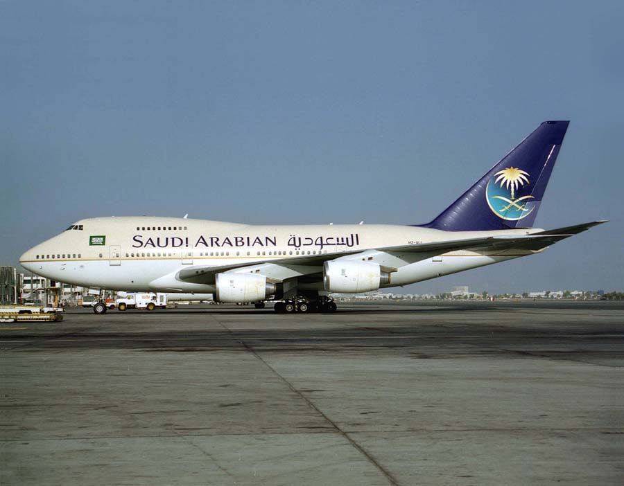 B747-SP HZ-AIJ 