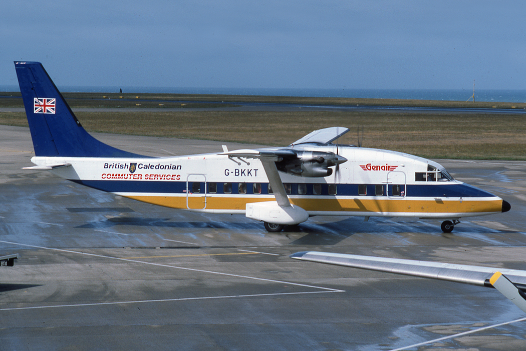 Shorts SD360 G-BKKT 