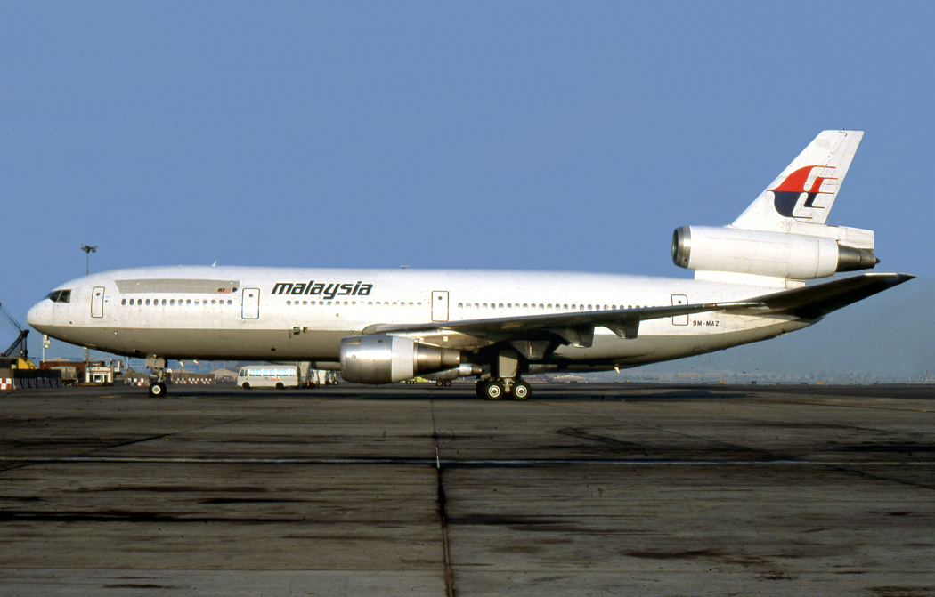 Douglas DC10-30 9M-MAZ 