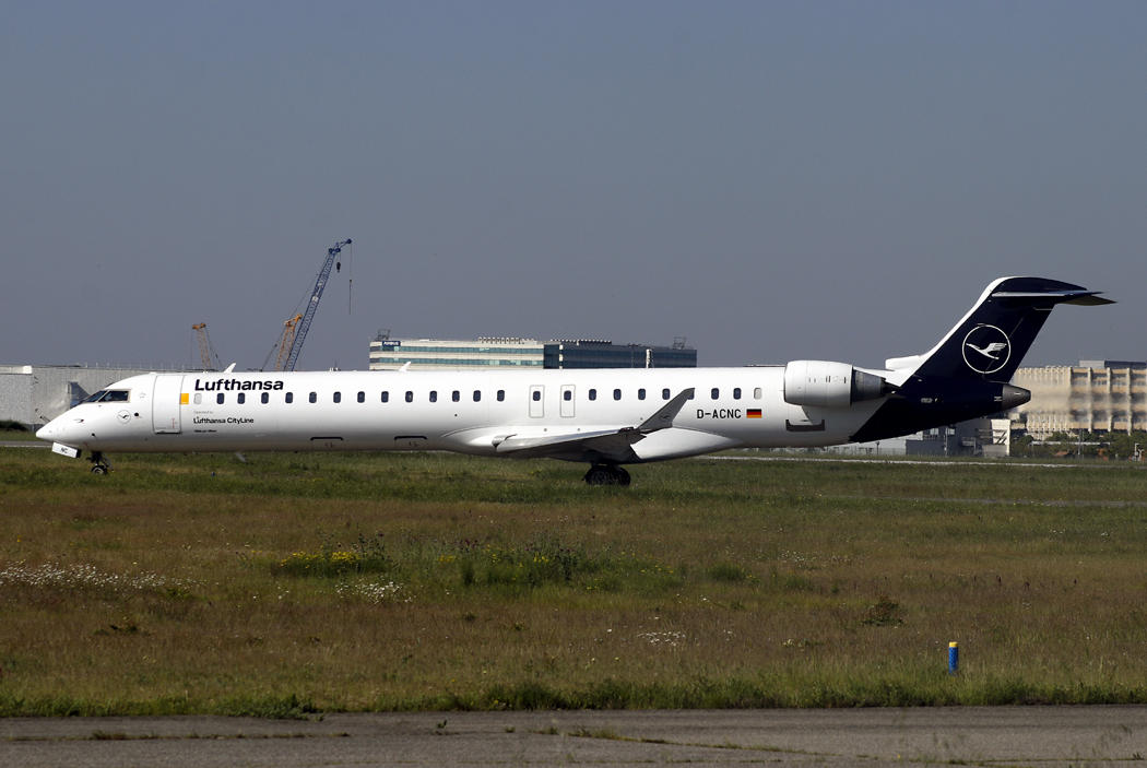 CRJ 900(ER) D-ACNC 