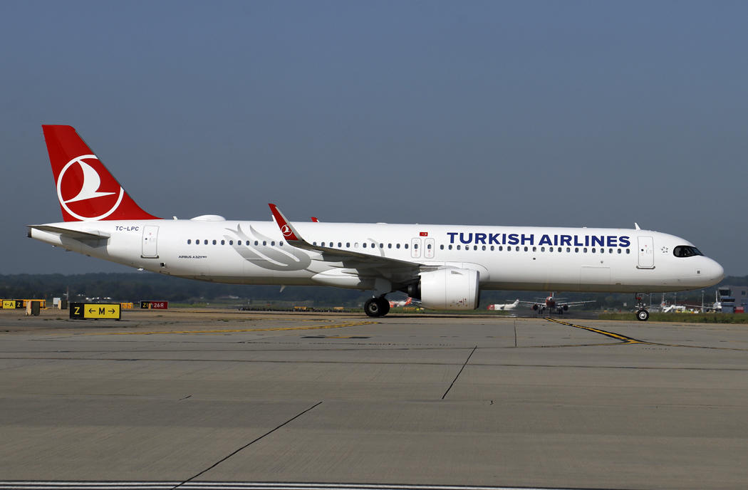 Airbus A321-251NX TC-LPC